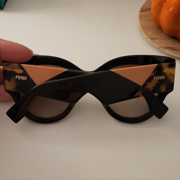 Fendi Black Sunglasses with Color Block Arms - Picture 6 of 12